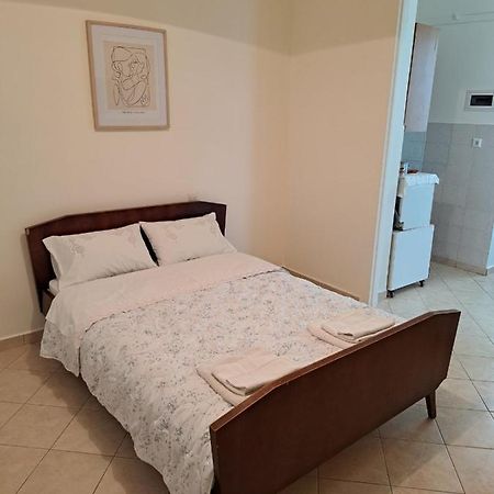 Persefoni'S Room 新基奥斯 外观 照片